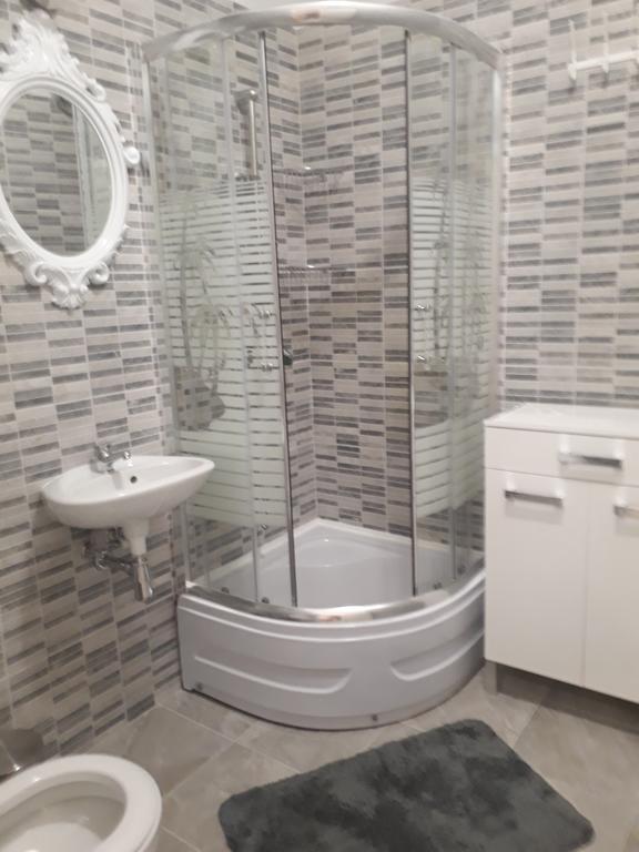 Pia Apartment دوغي رات المظهر الخارجي الصورة